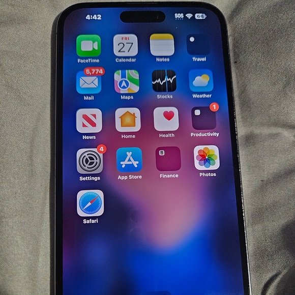 iPhone 14 Pro Max unlocked - Picture 1 of 2